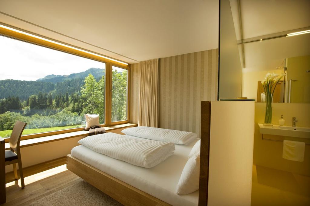 Hotel Alpenrose Ebnit ดอร์นเบิร์น ห้อง รูปภาพ